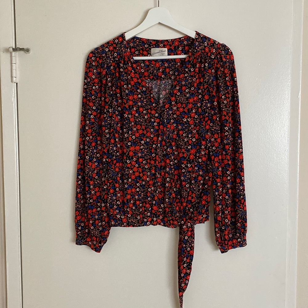 Floral print long sleeve blouse